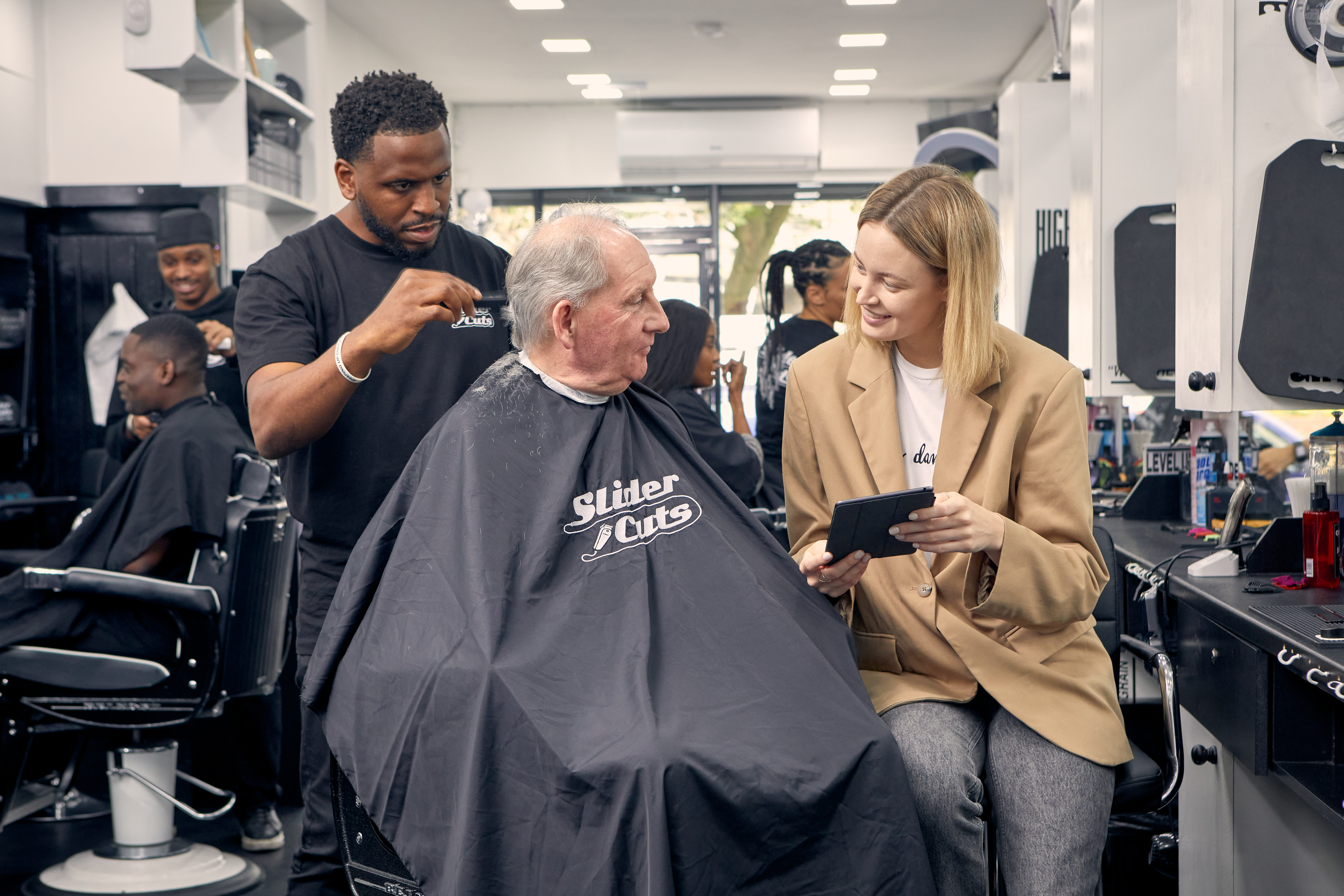 Mastercard and celebrity barbershop SliderCuts launches two-day event for those most in need of free online guidance and money advice, with a haircut included