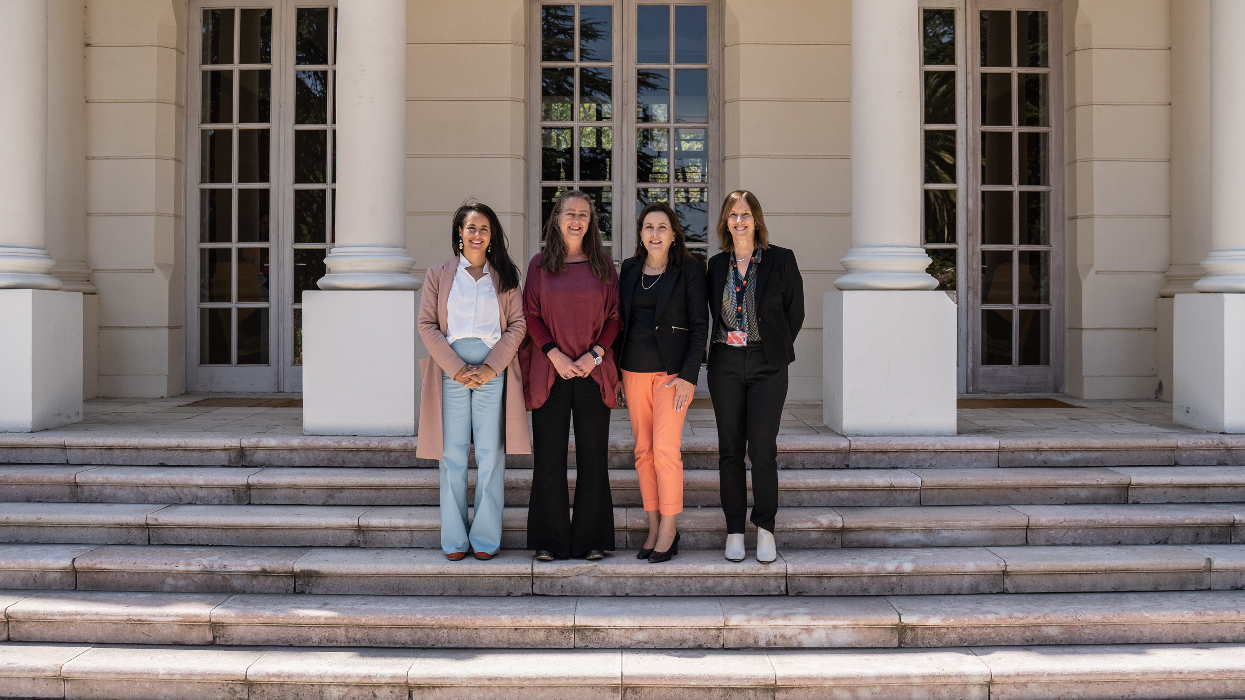 Lanzamiento Campaña Travel Recovery. De izquierda a derecha: Beatriz Roman, Directora Nacional (S) de Sernatur, Verónica Kunze, Subsecretaría de Turismo, Helen Kouyoumdjian, Vicepresidenta Ejecutiva de Fedetur y Patricia Merino, Directora de Comunicaciones & Marketing Cono Sur de Mastercard.